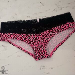 New Victoria’s Secret PINK neon Leopard Lace trim Hipster Panties VS Medium M